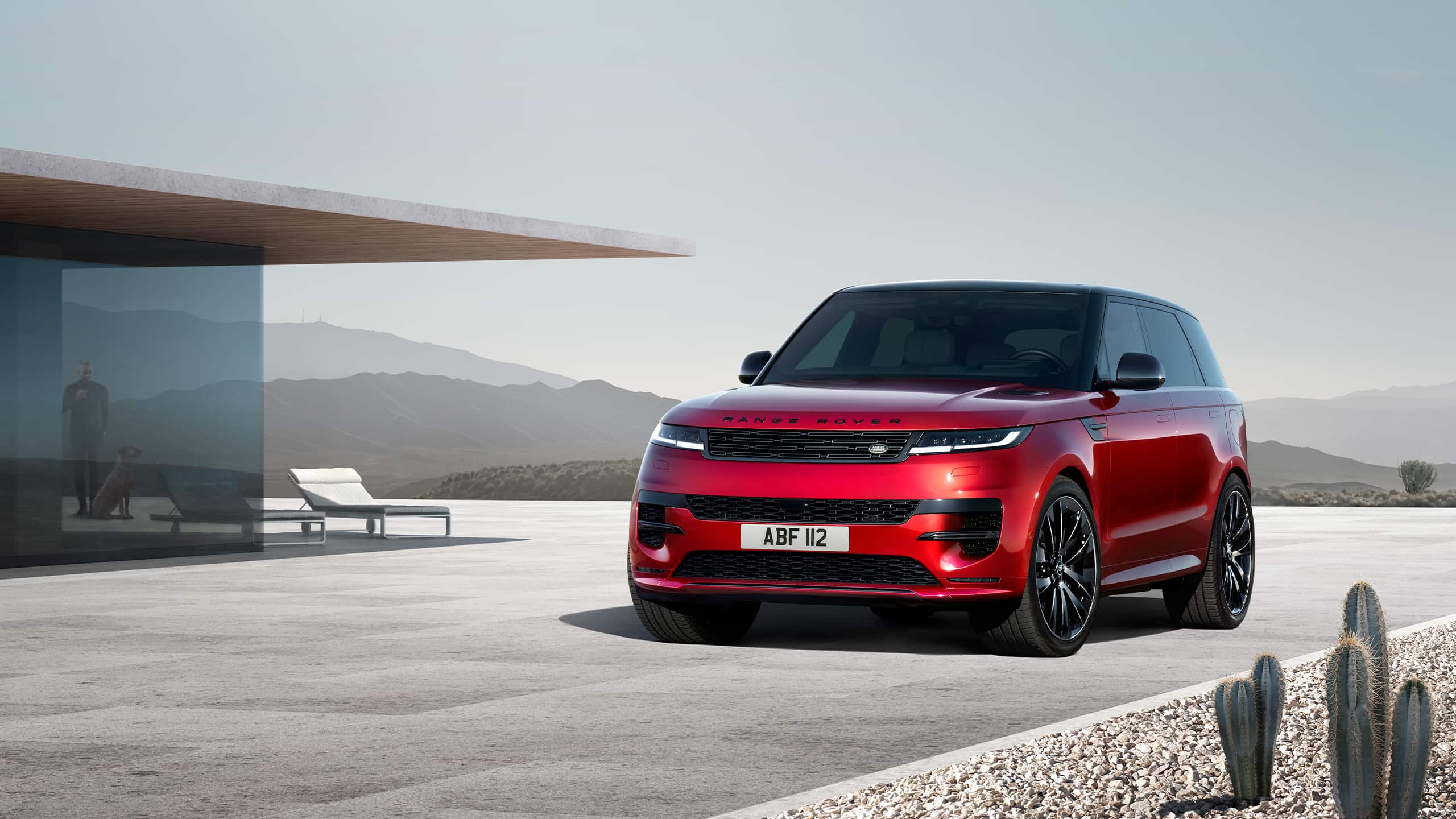 Range Rover Sport in Red