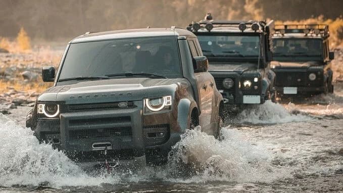 Defender 4