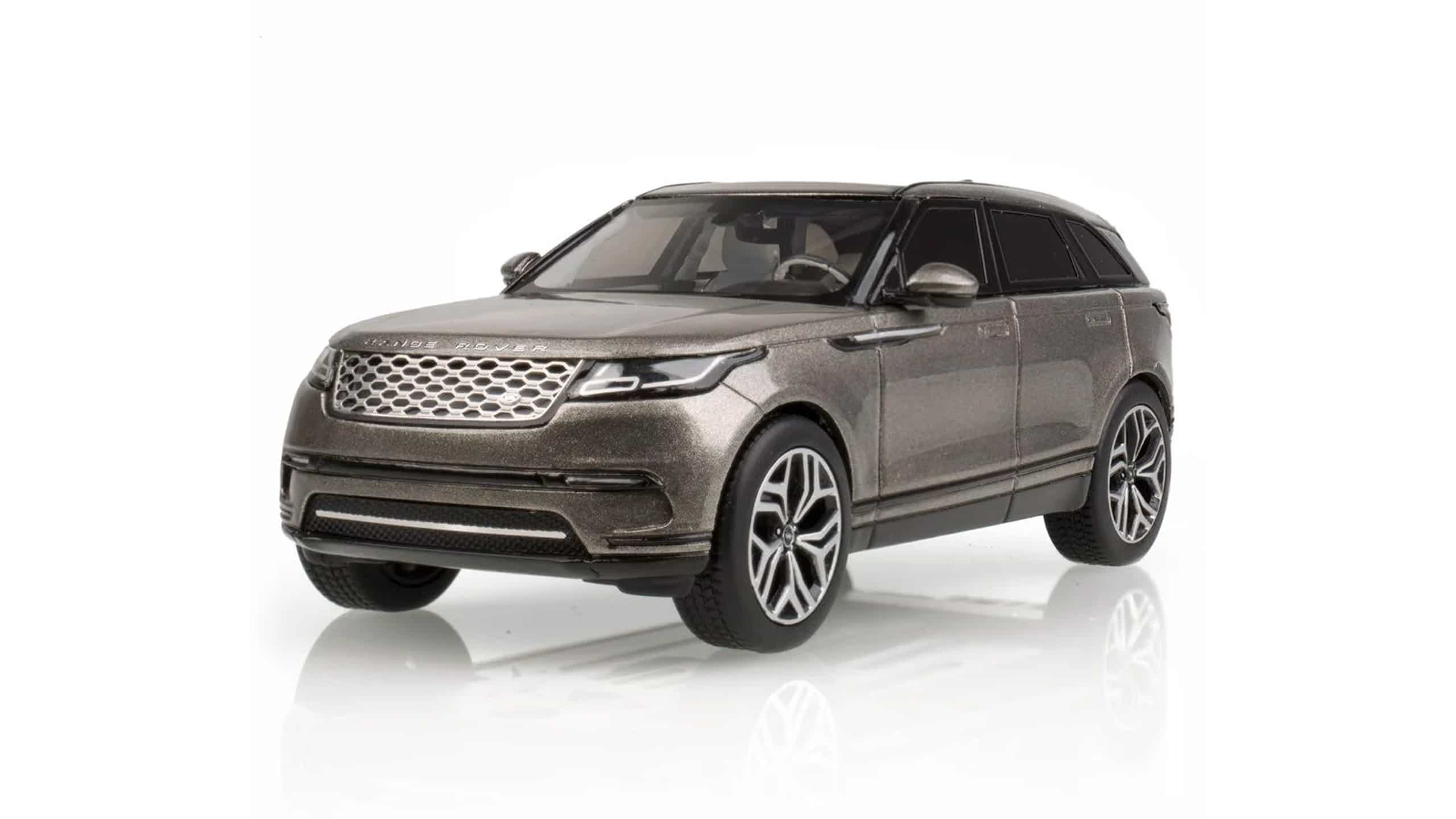 Land rover branded goods collection 03