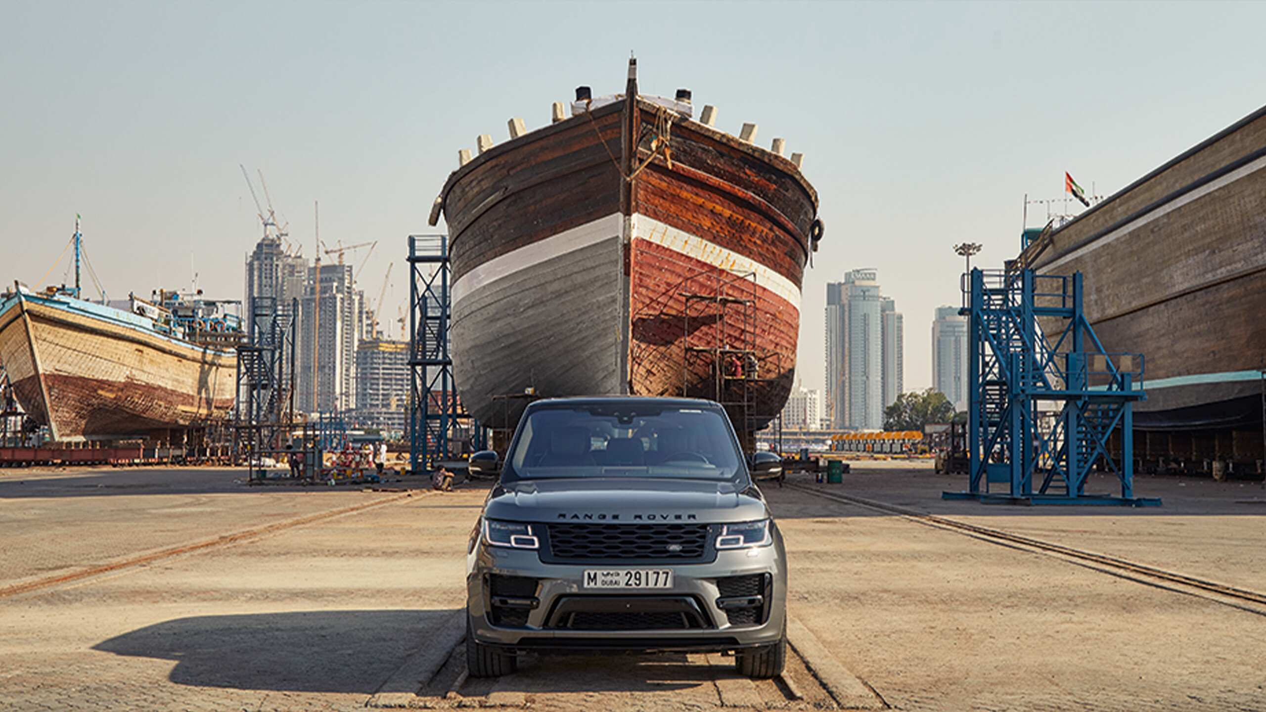 Desert Vision |range Rover X 2021 World Expo Host Country: Dubai