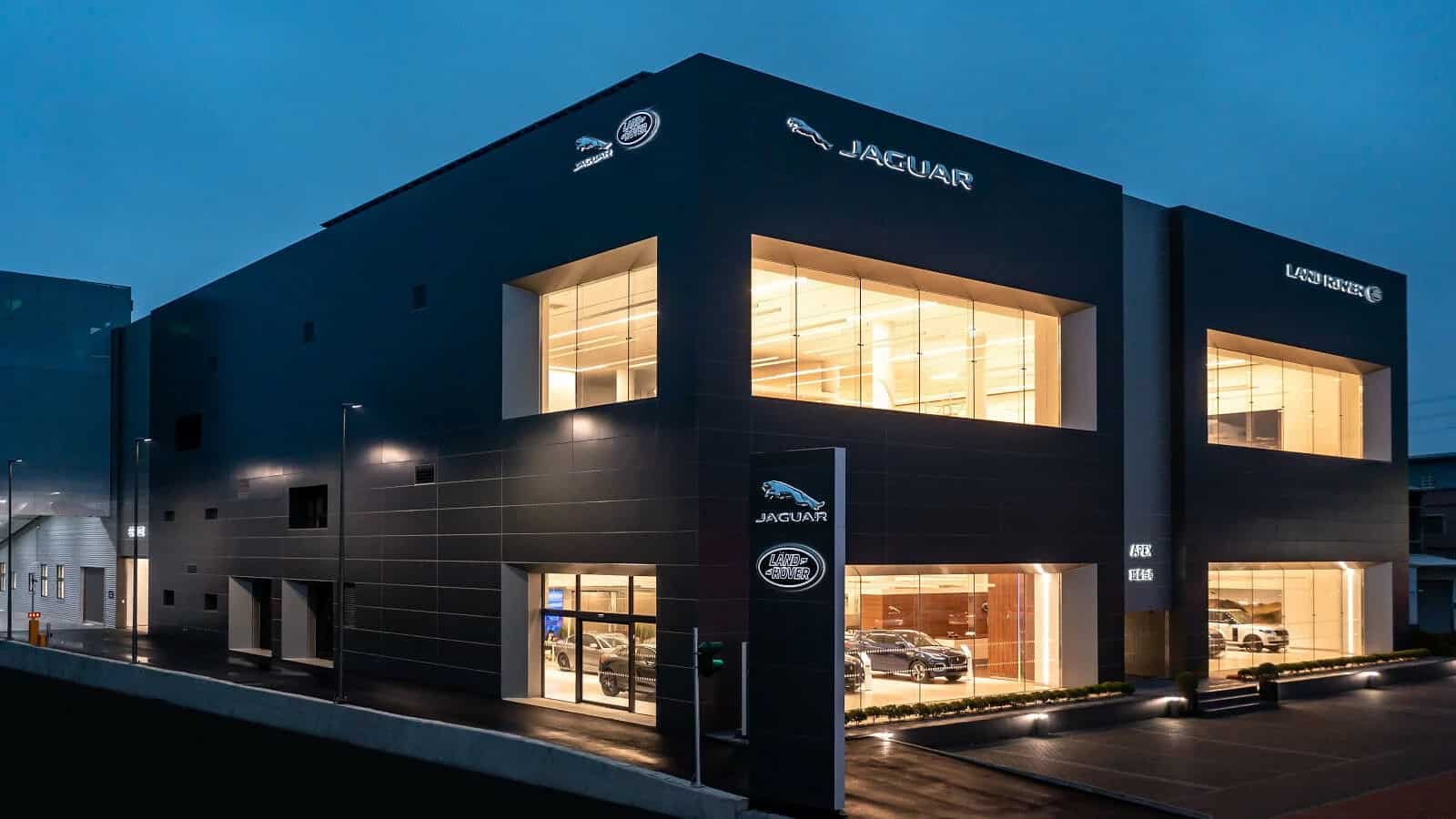 Jaguar Land Rover Officially Opened Its Largest Flagship Base In The Asia-pacific Region, And The Flagship Exhibition And Service Center In Tainan, Taitai, Built A New Benchmark For Service Standards In Southern Taiwan